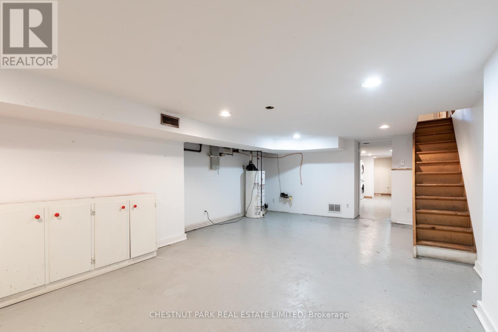 84 Shaftesbury Avenue, Toronto, Ontario  M4T 1A5 - Photo 34 - C12599164