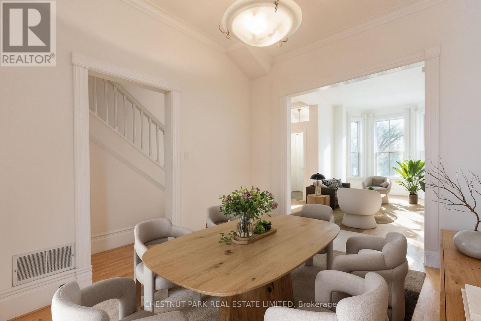 84 Shaftesbury Avenue, Toronto, Ontario  M4T 1A5 - Photo 4 - C12599164