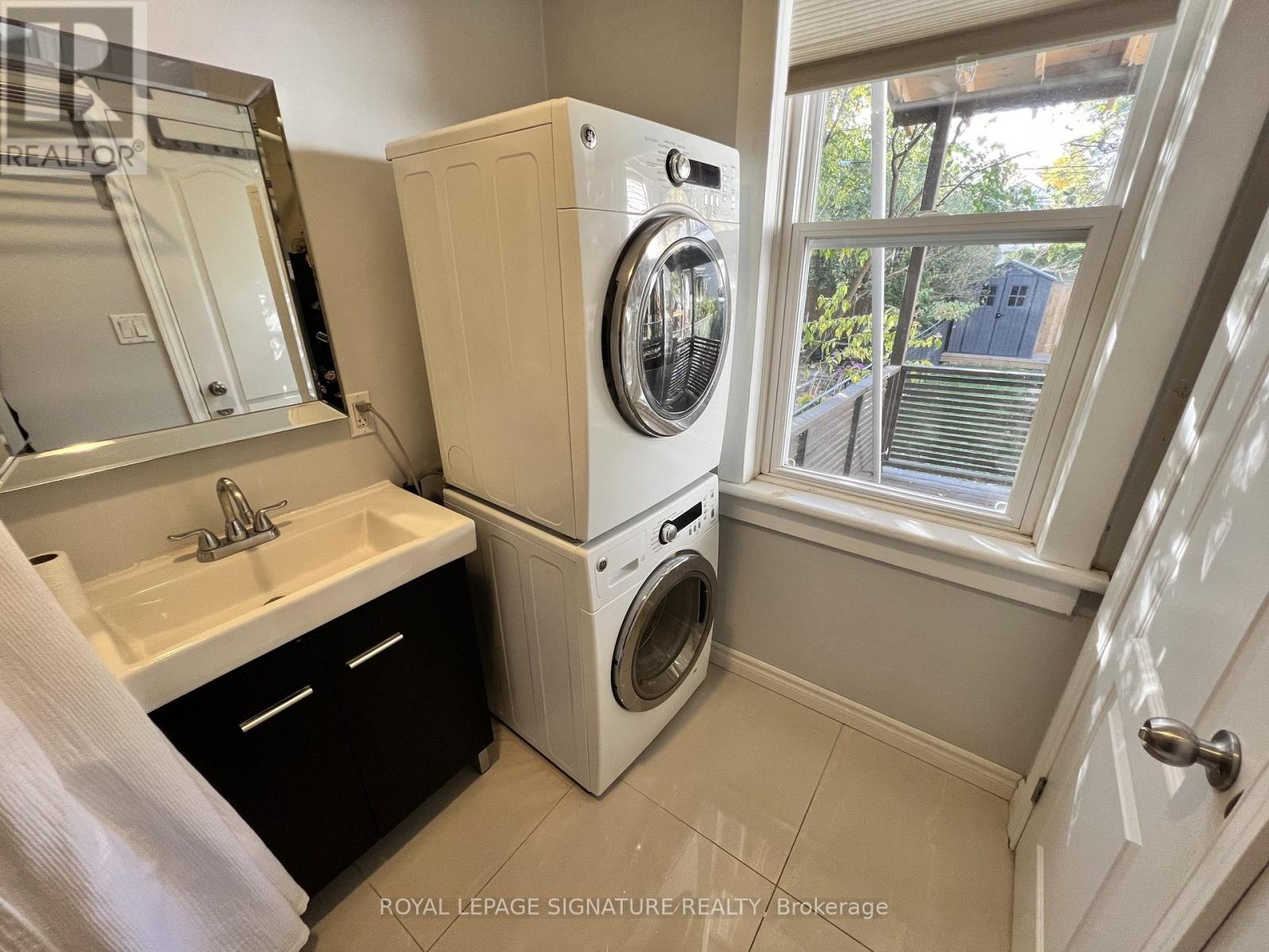 Main - 800 Pape Avenue, Toronto, Ontario  M4K 3S7 - Photo 14 - E12599180