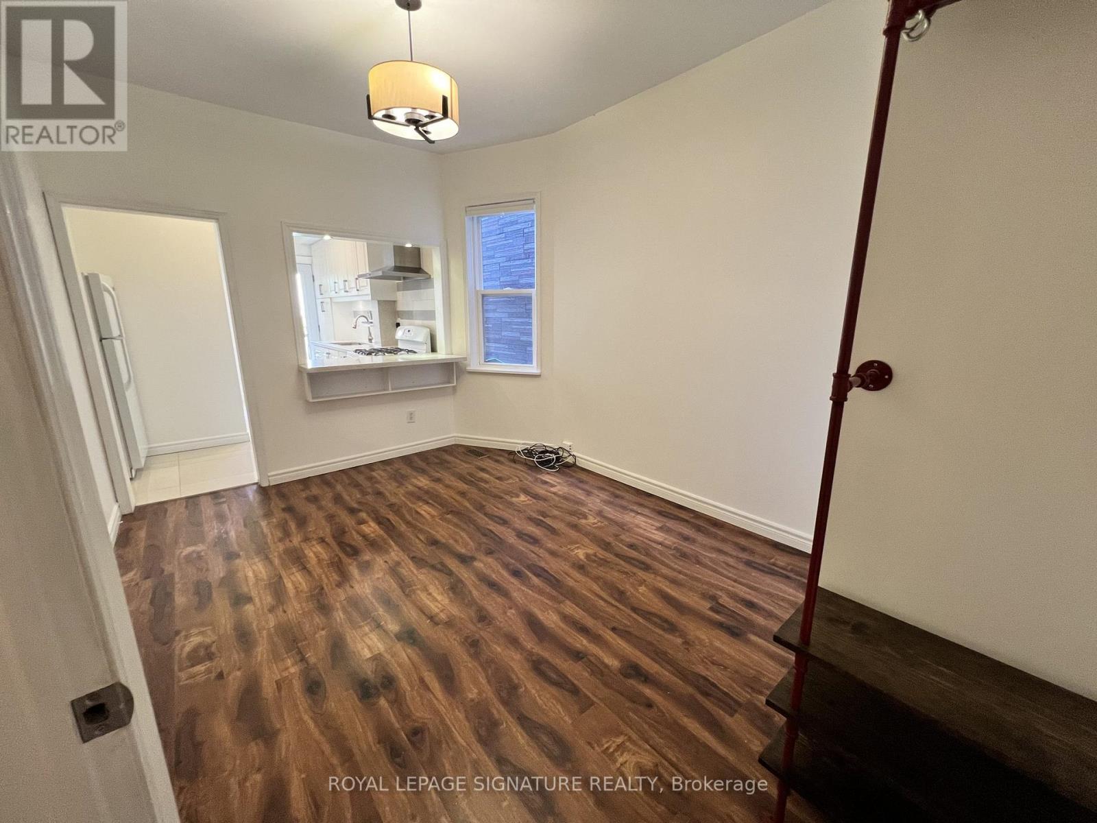 Main - 800 Pape Avenue, Toronto, Ontario  M4K 3S7 - Photo 4 - E12599180