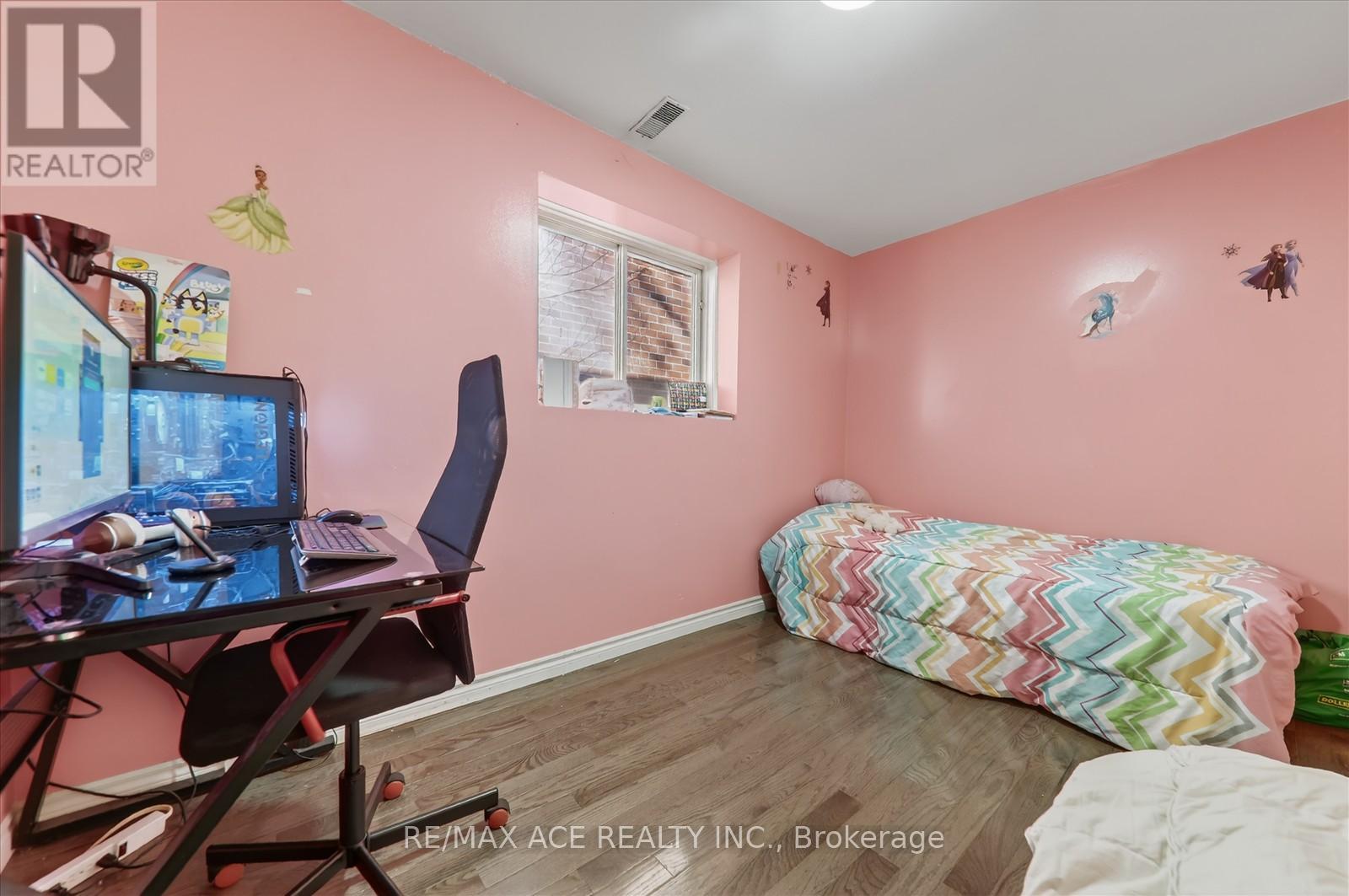 150 Centre Street S, Oshawa, Ontario  L1H 4A4 - Photo 17 - E12599192