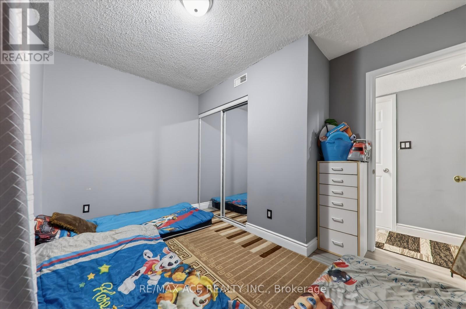 150 Centre Street S, Oshawa, Ontario  L1H 4A4 - Photo 29 - E12599192