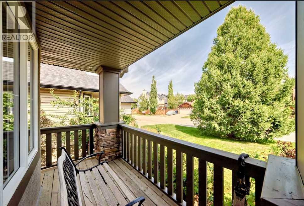 150 Hidden Creek Heights Nw, Calgary, Alberta  T3G 2X4 - Photo 3 - A2271697