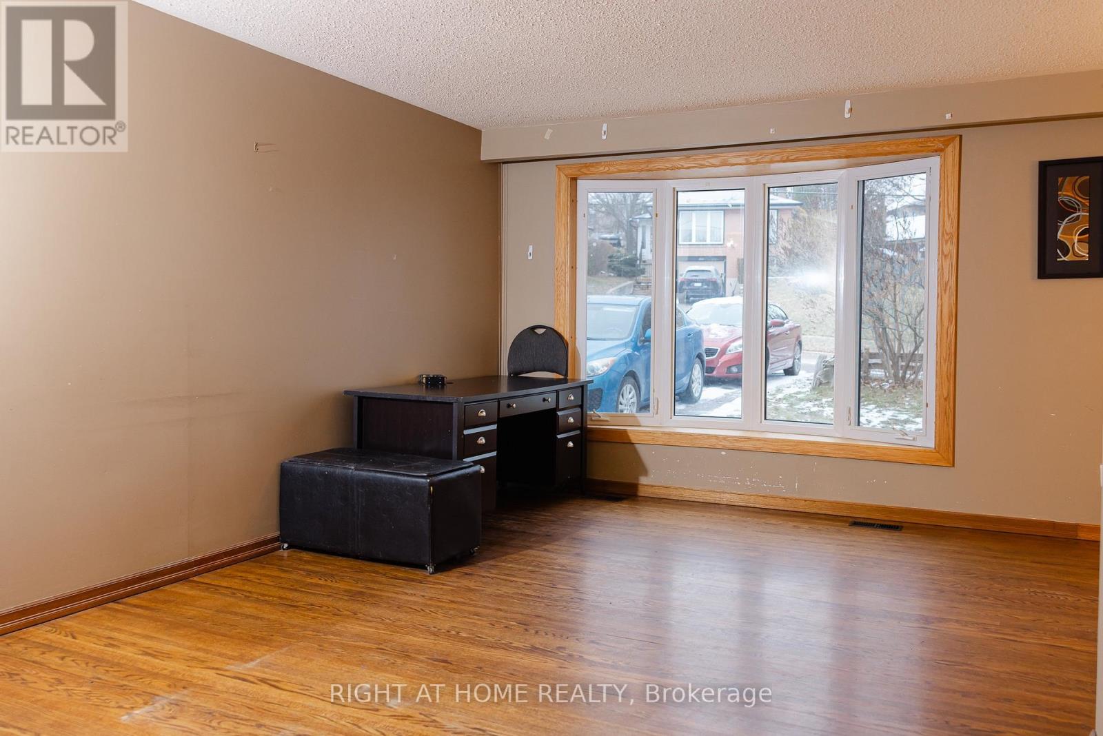 506 Farewell Street, Oshawa, Ontario  L1H 6M5 - Photo 19 - E12593390