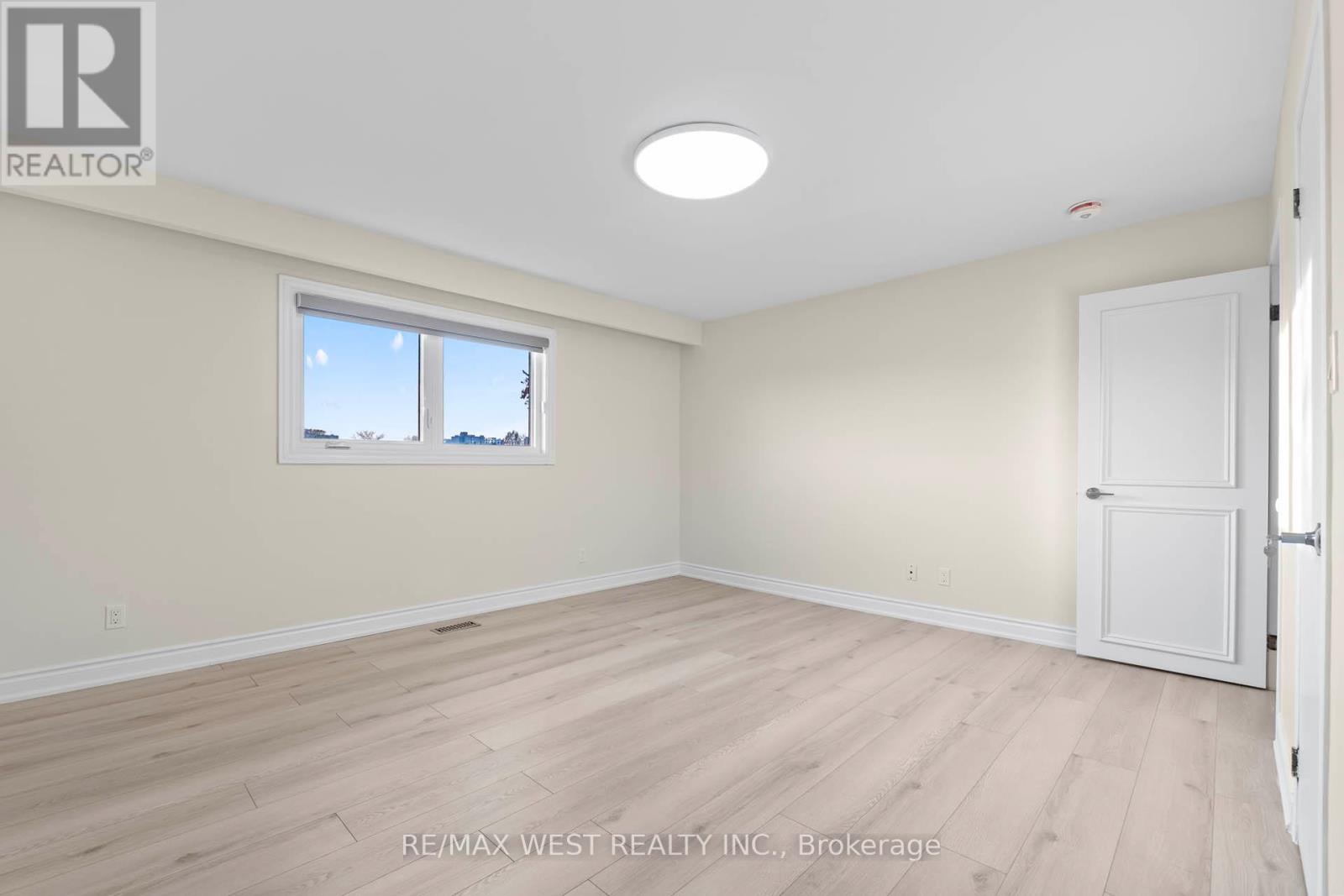 D - 38 Larchmere Avenue, Toronto, Ontario  M9L 2N3 - Photo 21 - W12599130