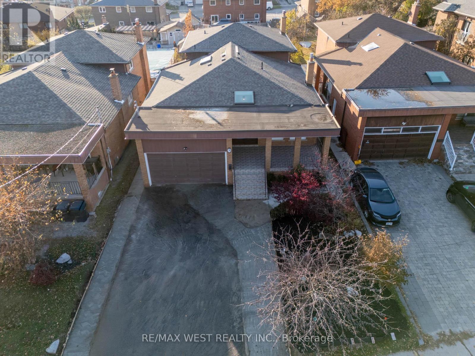 D - 38 Larchmere Avenue, Toronto, Ontario  M9L 2N3 - Photo 23 - W12599130