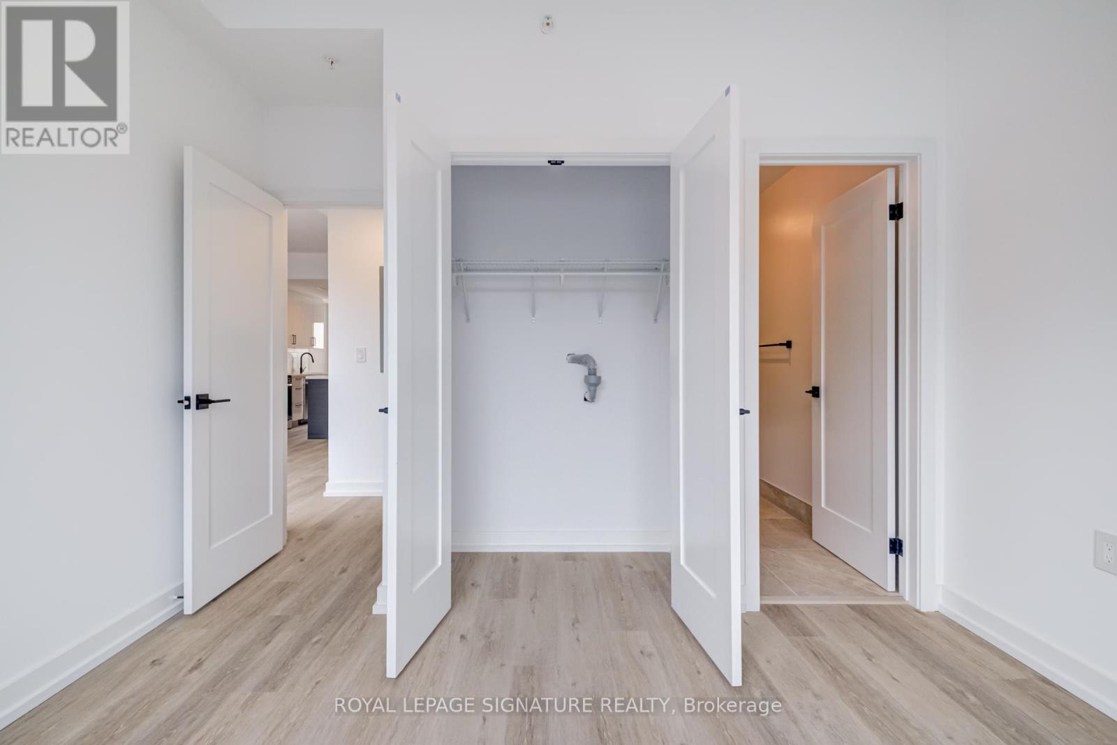 8 - 3039 Dundas Street W, Toronto, Ontario  M6P 1Z5 - Photo 12 - W12599134