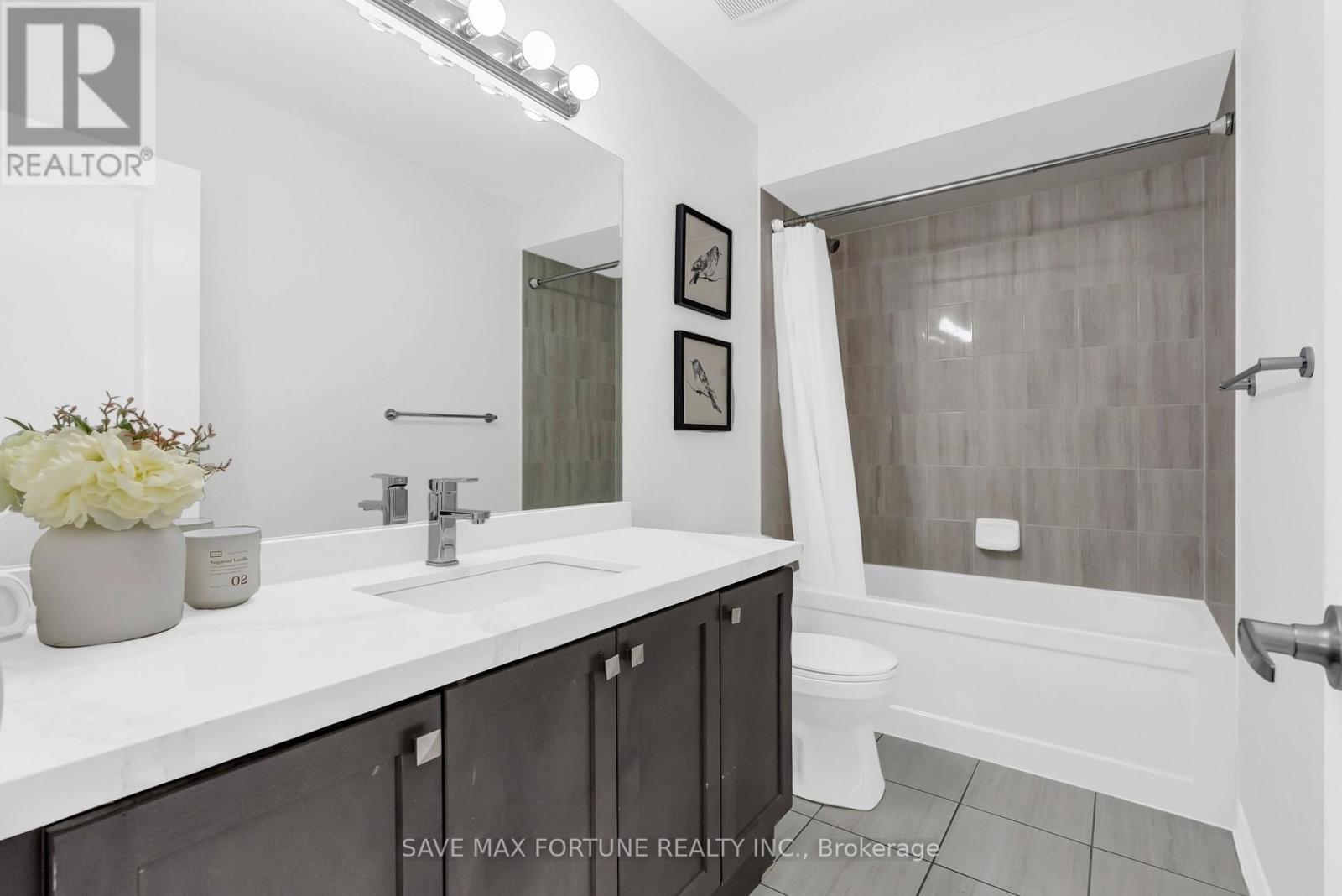 28 Gemma Place, Brampton, Ontario L6Z 1X9 - Photo 39 - W12599176