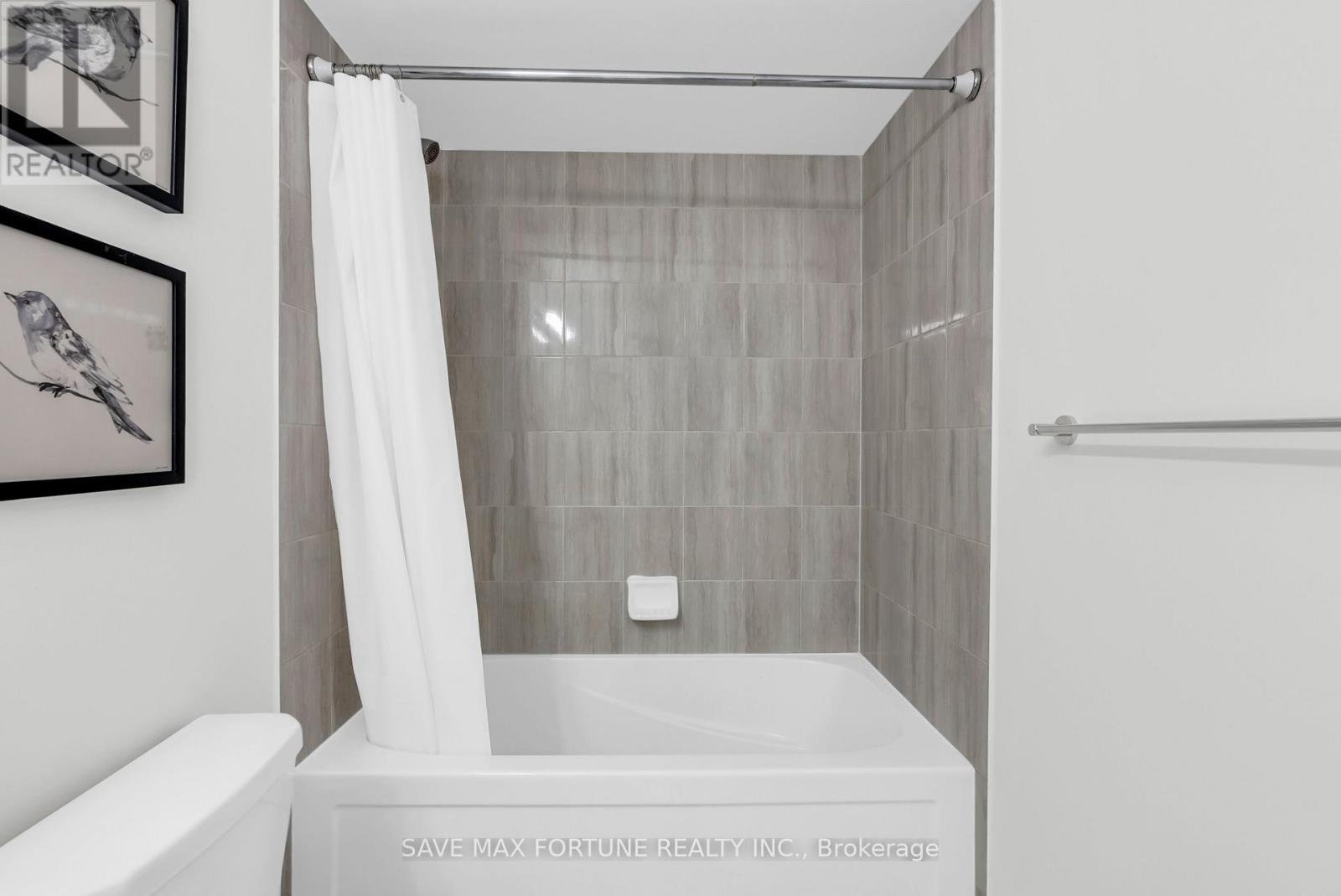 28 Gemma Place, Brampton, Ontario L6Z 1X9 - Photo 40 - W12599176