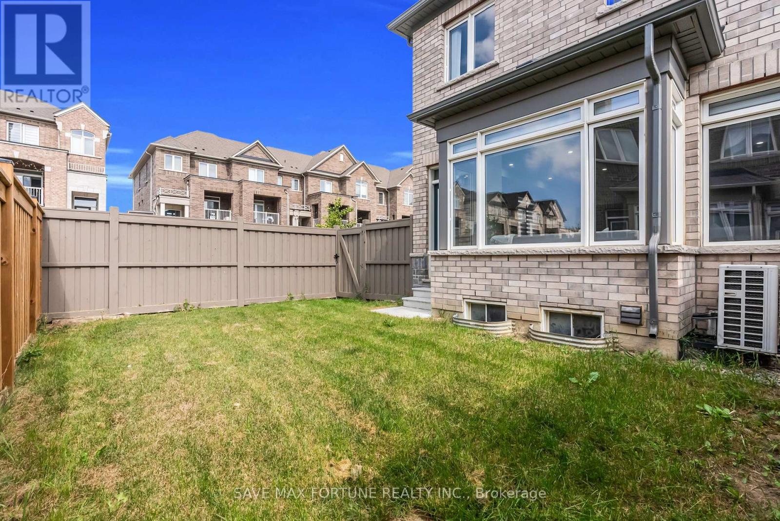 28 Gemma Place, Brampton, Ontario L6Z 1X9 - Photo 46 - W12599176