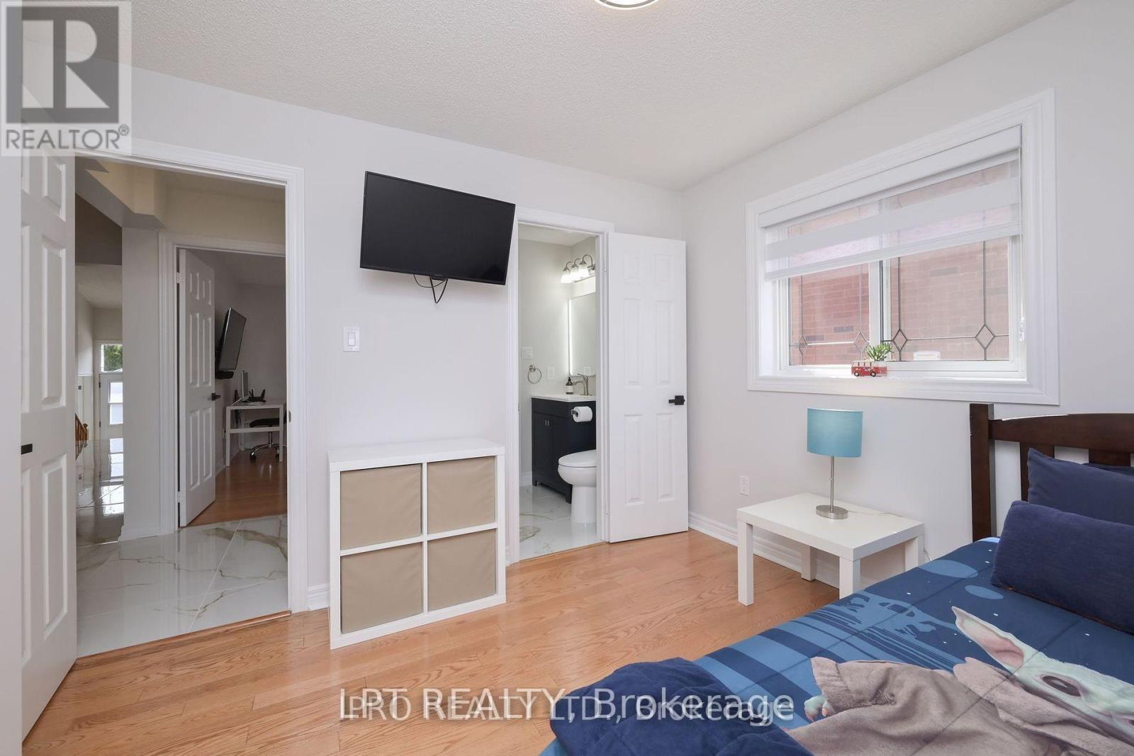 19 Terrastone Court, Caledon, Ontario L7E 2H1 - Photo 17 - W12599184