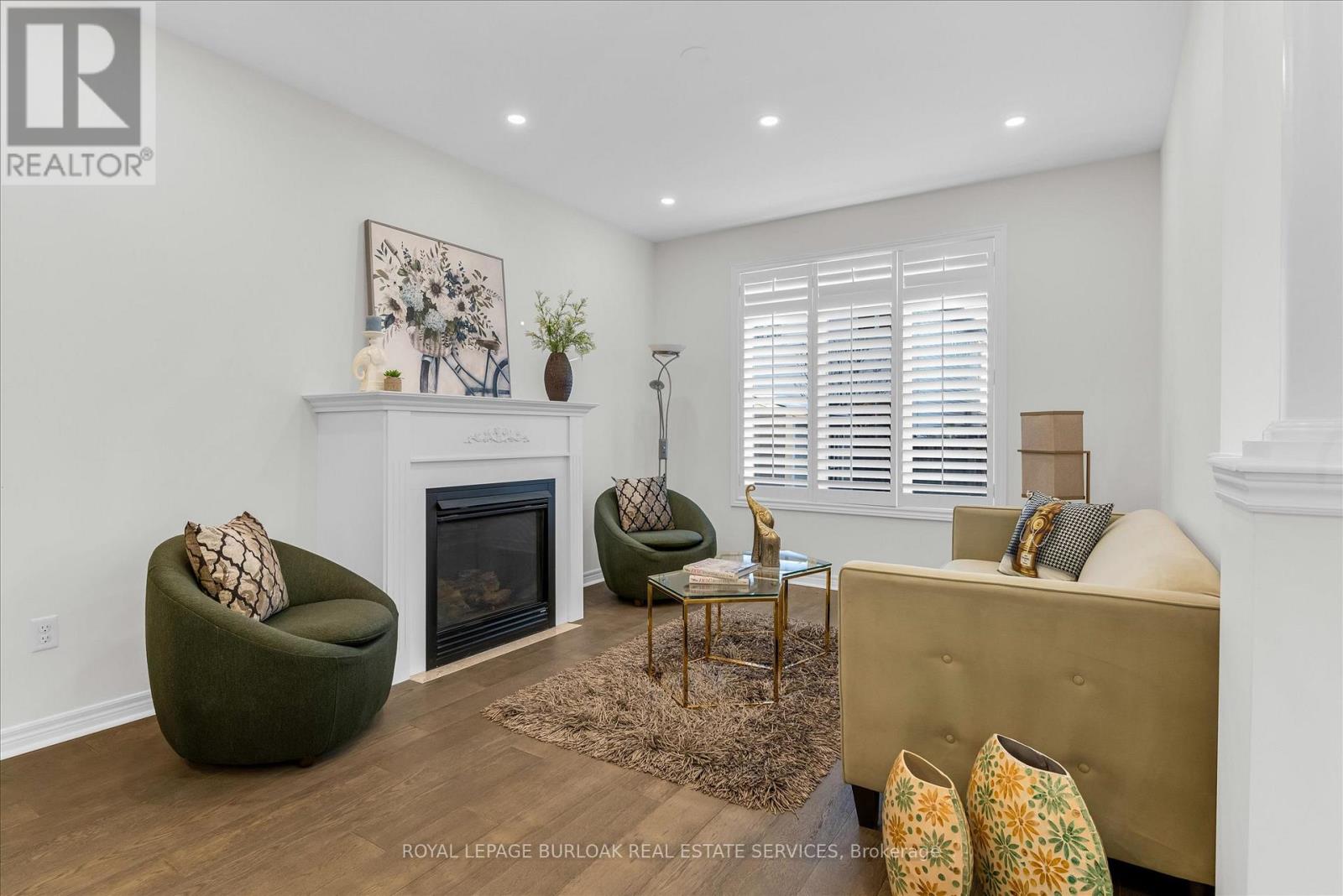 4838 Columbus Drive, Burlington, Ontario L7M 0H3 - Photo 10 - W12599212