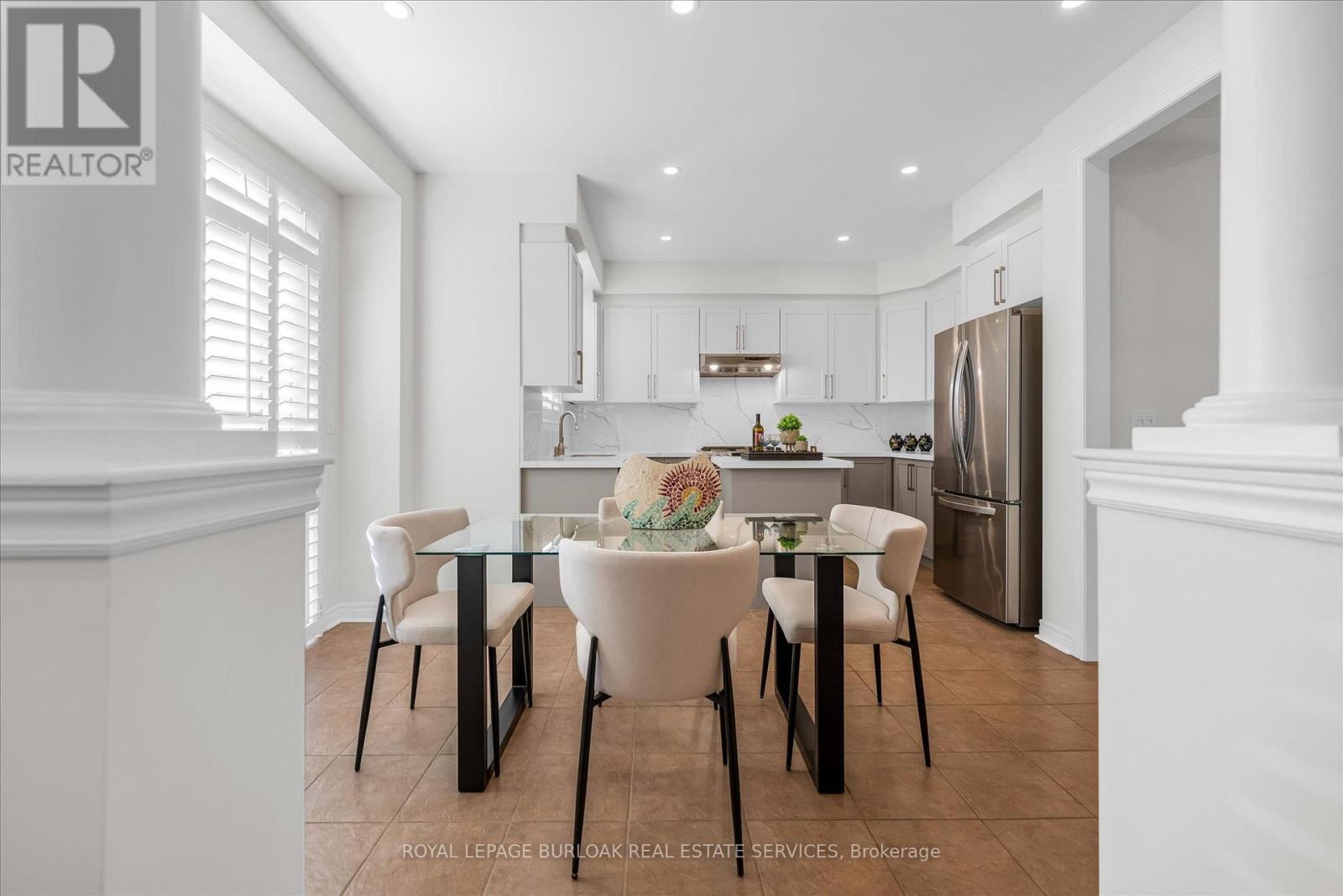 4838 Columbus Drive, Burlington, Ontario L7M 0H3 - Photo 13 - W12599212