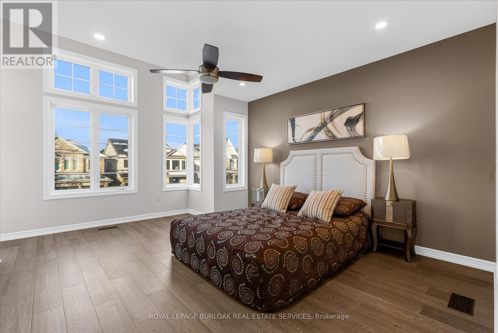 4838 Columbus Drive, Burlington, Ontario L7M 0H3 - Photo 29 - W12599212