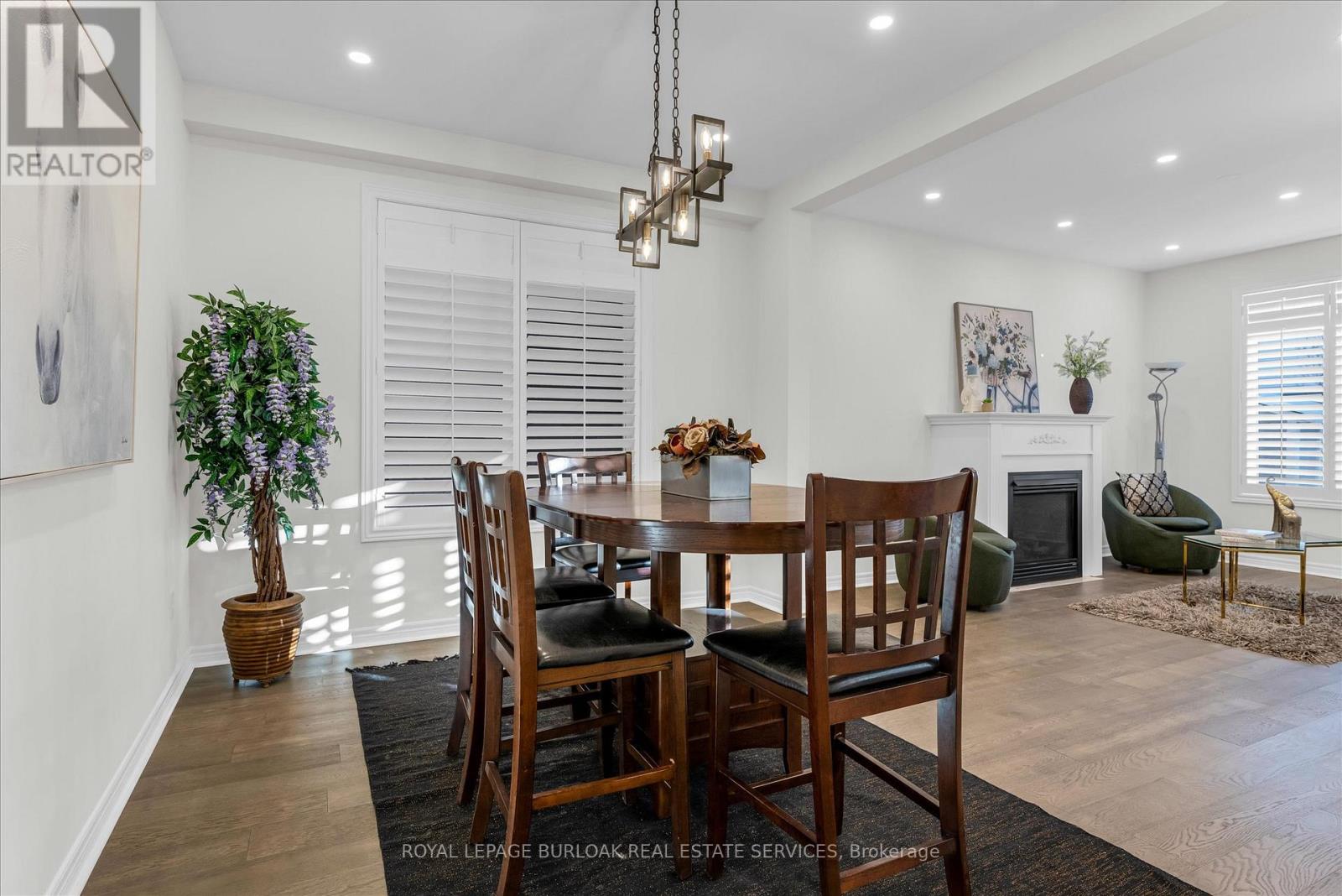 4838 Columbus Drive, Burlington, Ontario L7M 0H3 - Photo 8 - W12599212