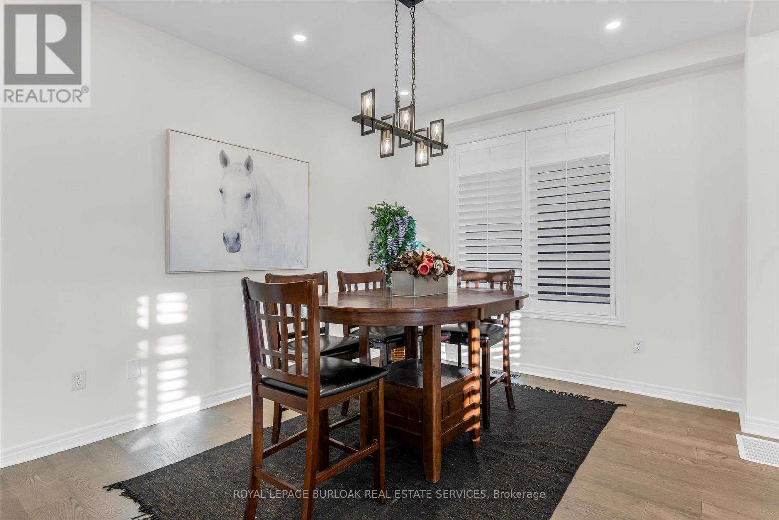 4838 Columbus Drive, Burlington, Ontario L7M 0H3 - Photo 9 - W12599212