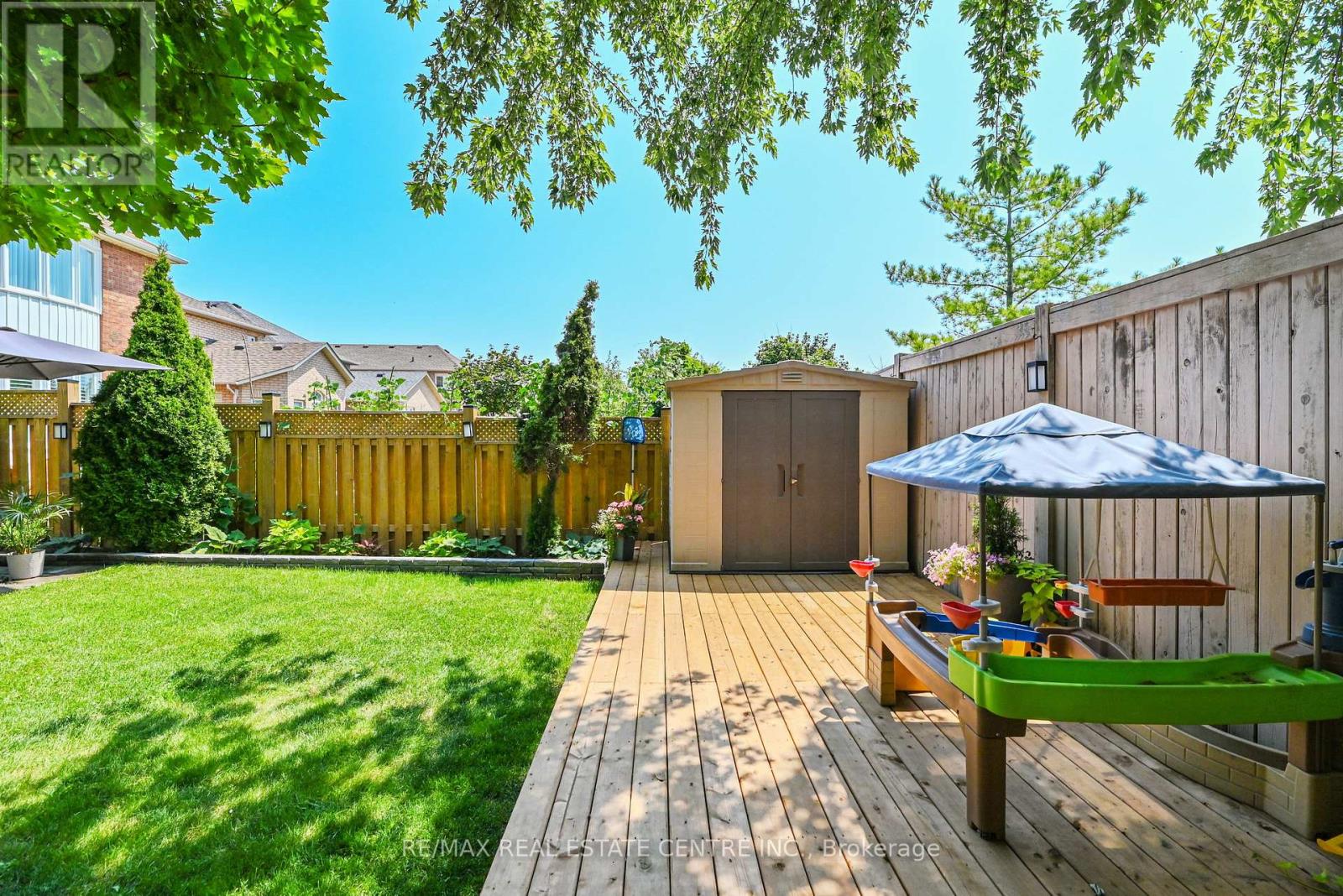 2498 Longridge Crescent, Oakville, Ontario L6H 6S2 - Photo 46 - W12599216