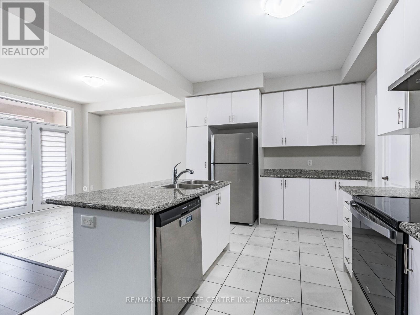 441 Brooklyn Common, Oakville, Ontario L6H 3P4 - Photo 17 - W12599218