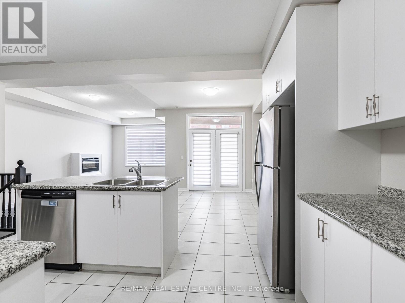 441 Brooklyn Common, Oakville, Ontario L6H 3P4 - Photo 18 - W12599218