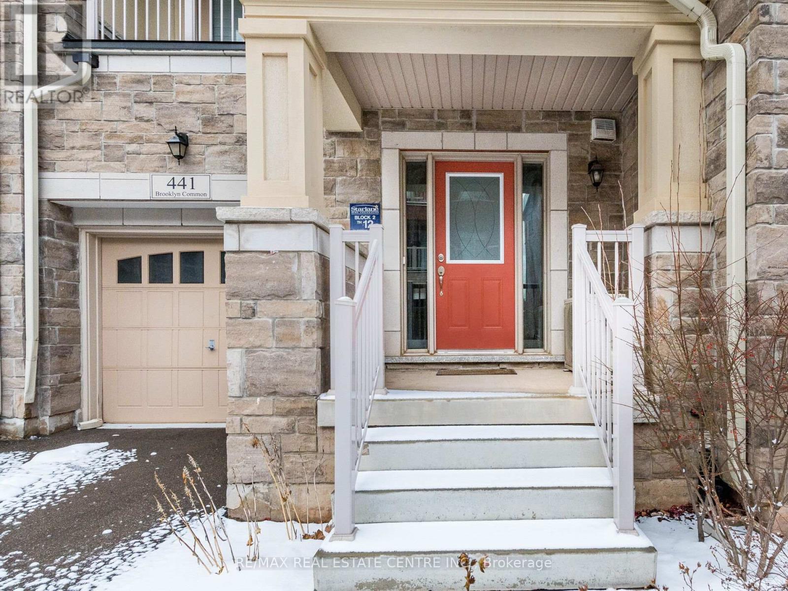 441 Brooklyn Common, Oakville, Ontario L6H 3P4 - Photo 2 - W12599218