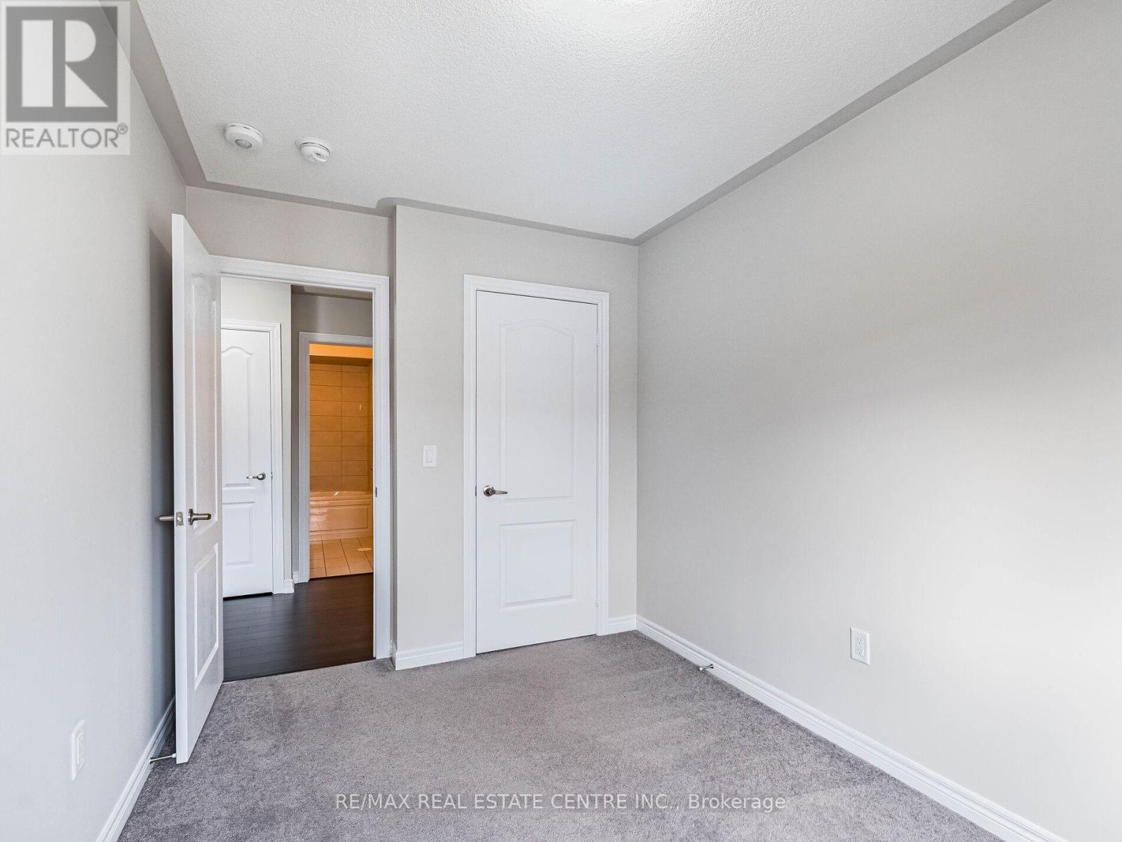 441 Brooklyn Common, Oakville, Ontario L6H 3P4 - Photo 37 - W12599218