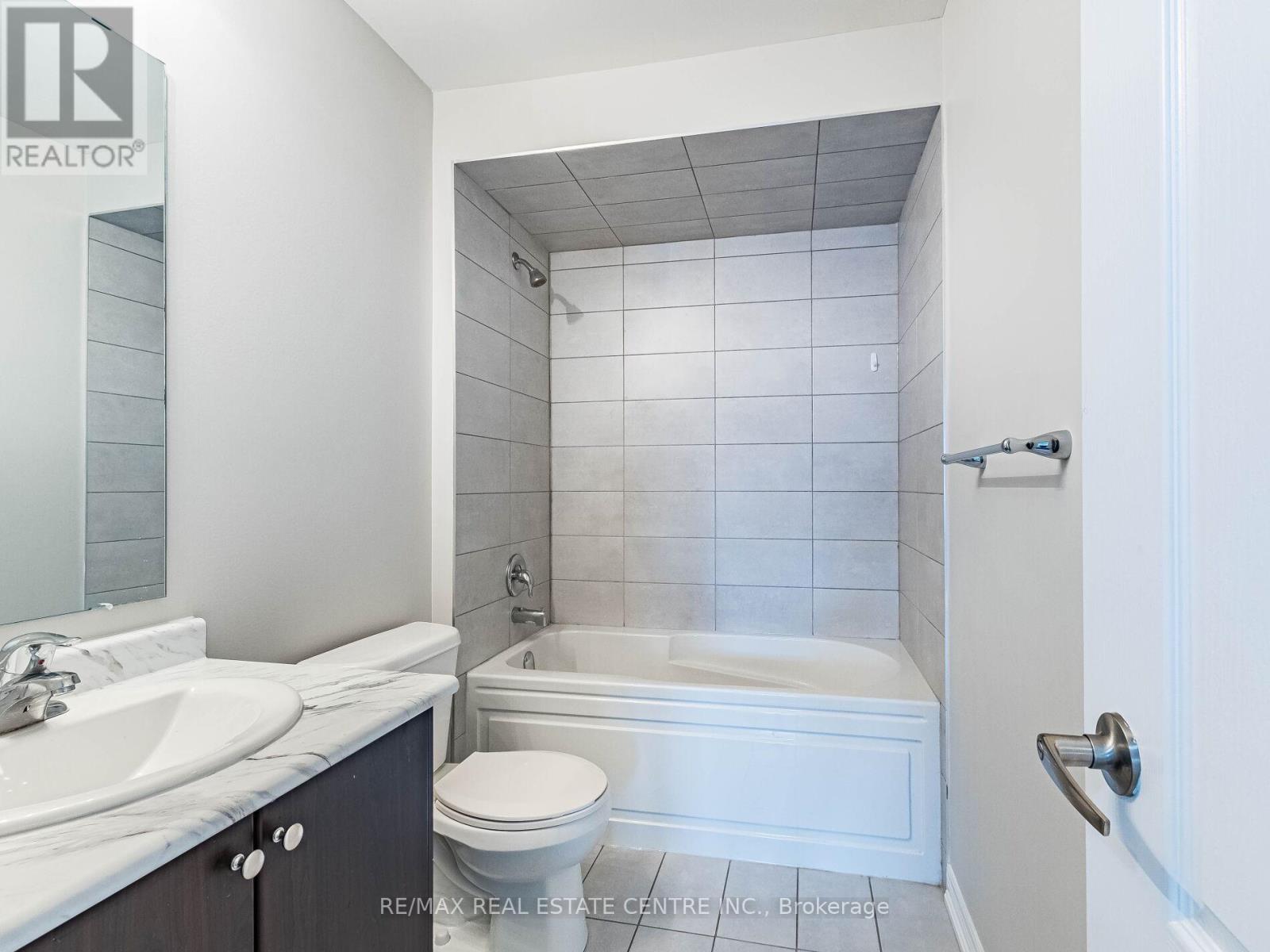 441 Brooklyn Common, Oakville, Ontario L6H 3P4 - Photo 38 - W12599218