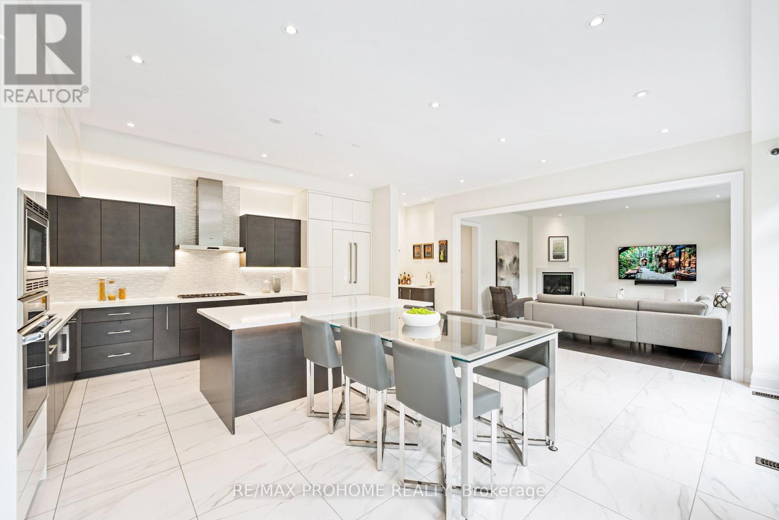 17 Alma Walker Way, Markham, Ontario  L3P 0N7 - Photo 13 - N12464830