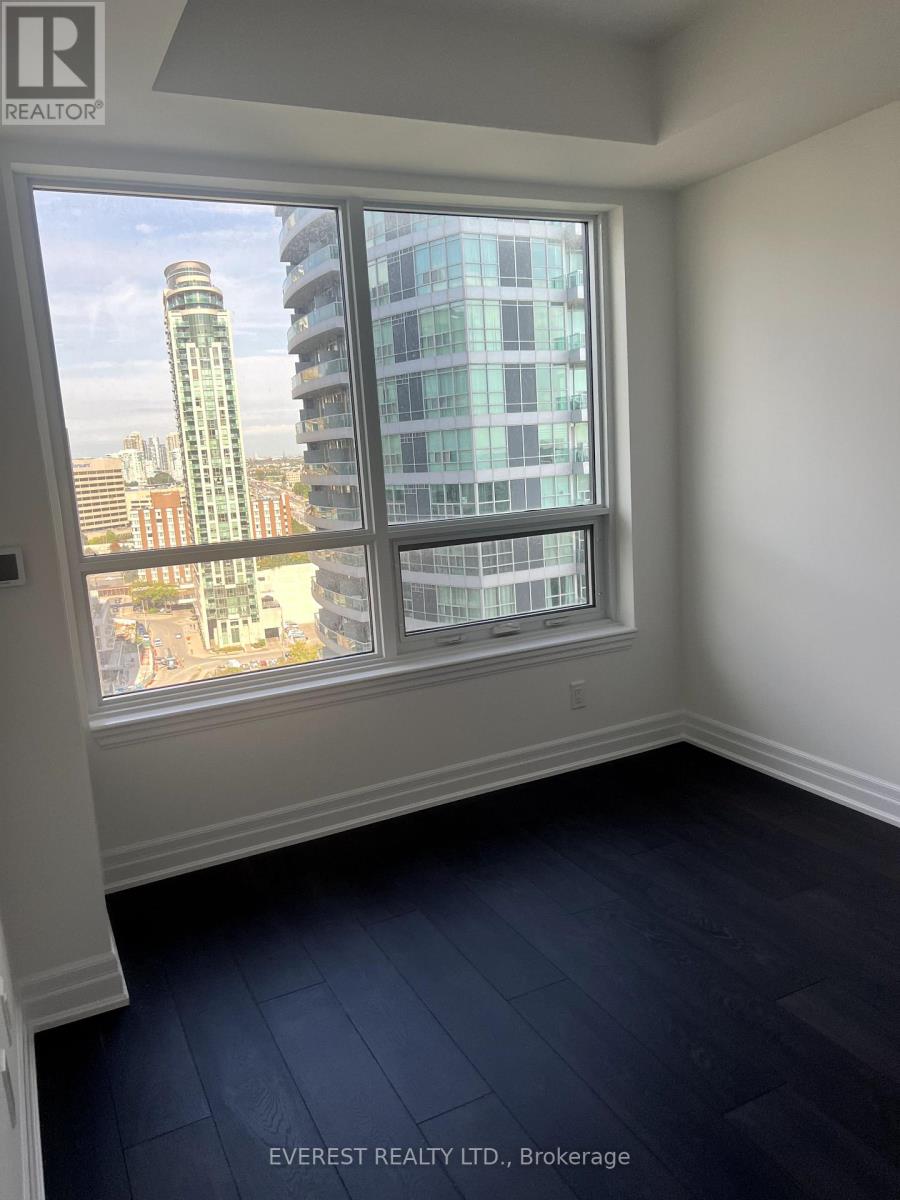 1711 - 30 Elm Drive W, Mississauga, Ontario  L5A 4C3 - Photo 10 - W12437777