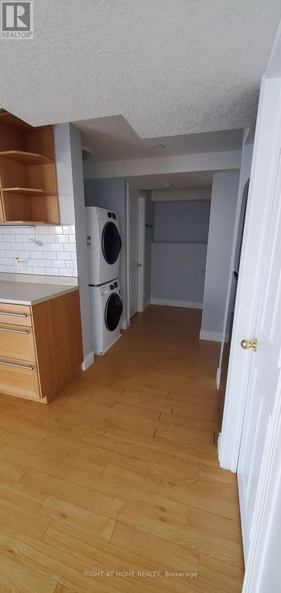 1203 Countrystone Drive, Kitchener, Ontario N2N 3S4 - Photo 6 - X12599136