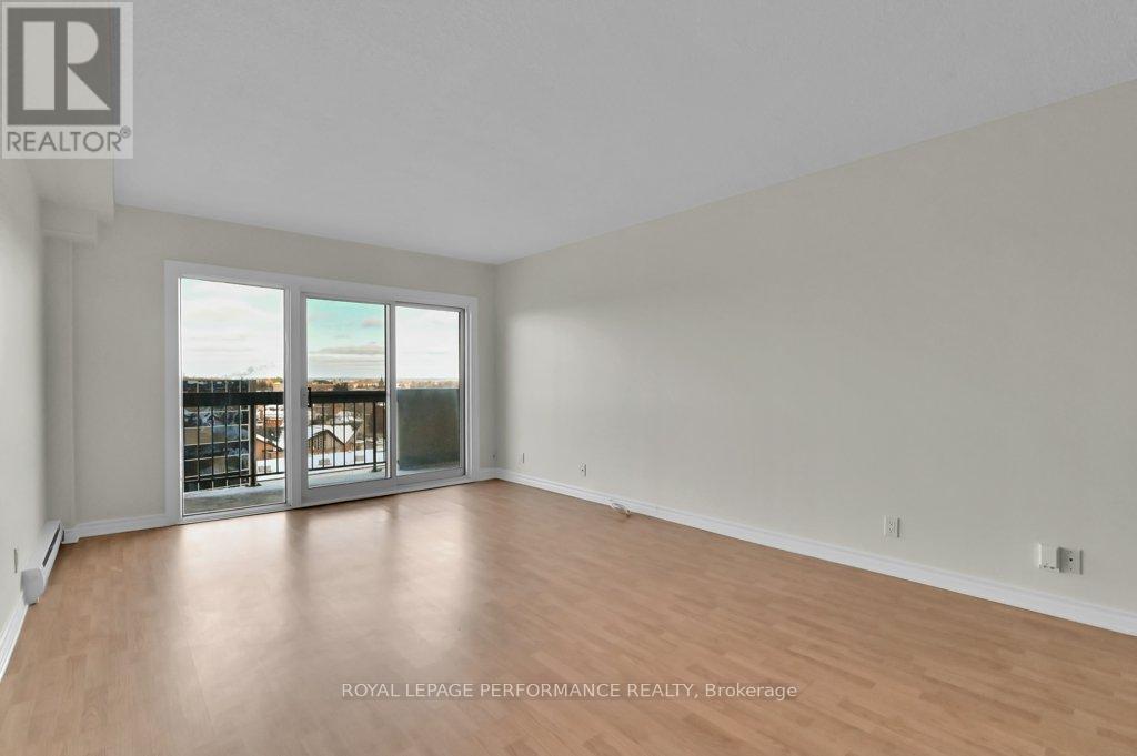 1010 - 158 A Mcarthur Avenue, Ottawa, Ontario  K1L 7E7 - Photo 15 - X12599308