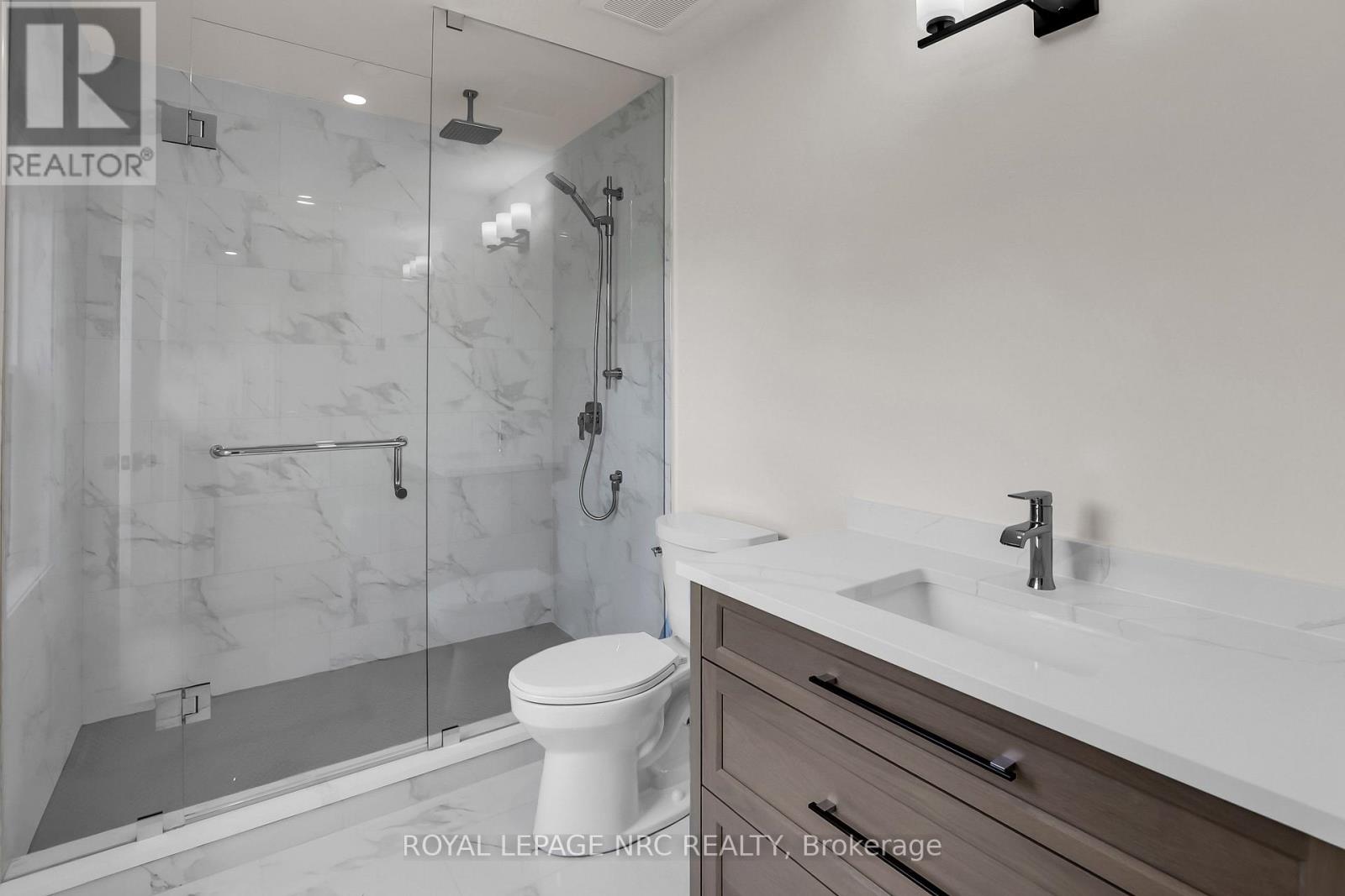 2021 Victoria Avenue, Pelham, Ontario  L0S 1C0 - Photo 32 - X12599358