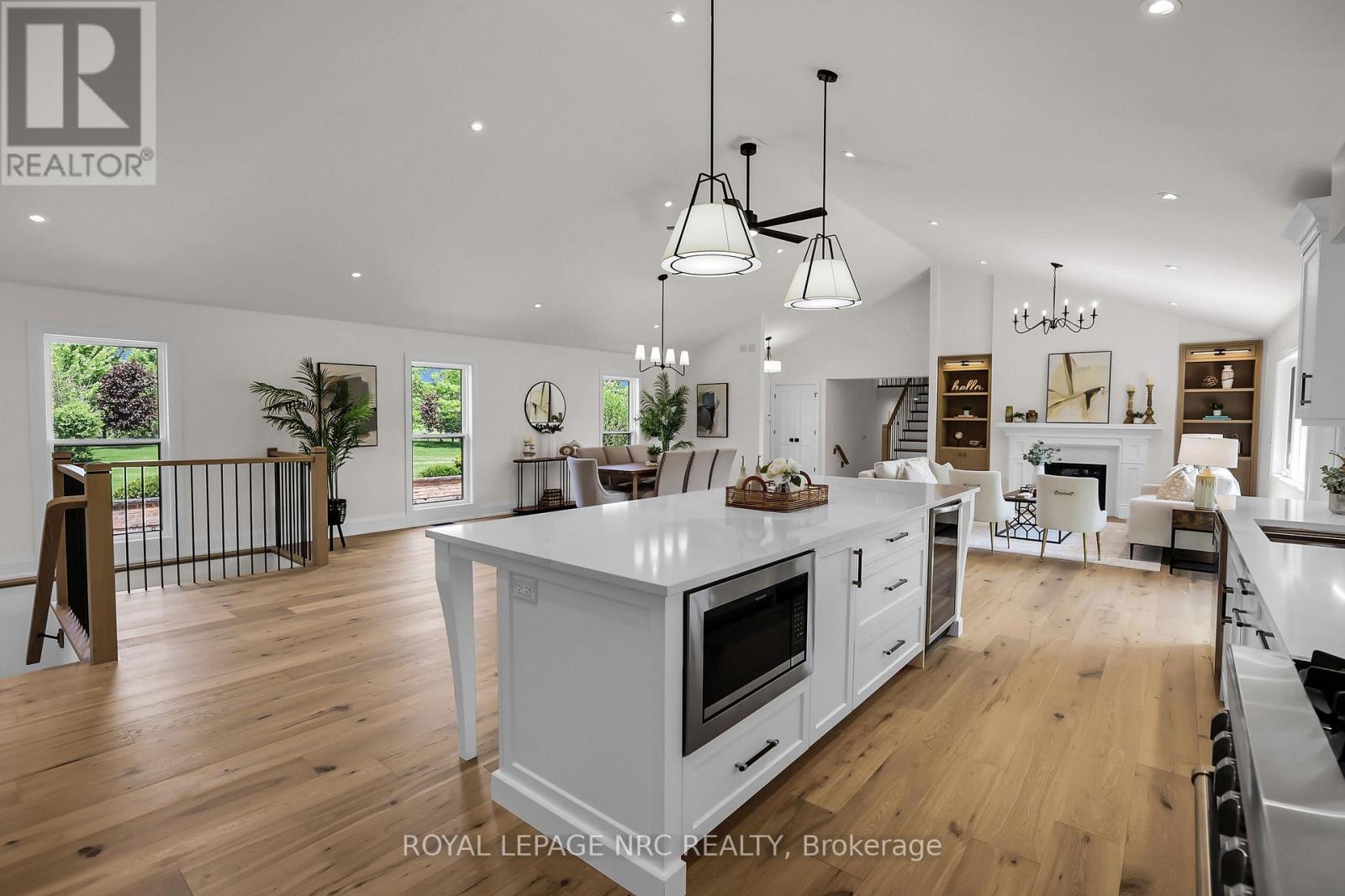 2021 Victoria Avenue, Pelham, Ontario  L0S 1C0 - Photo 41 - X12599358