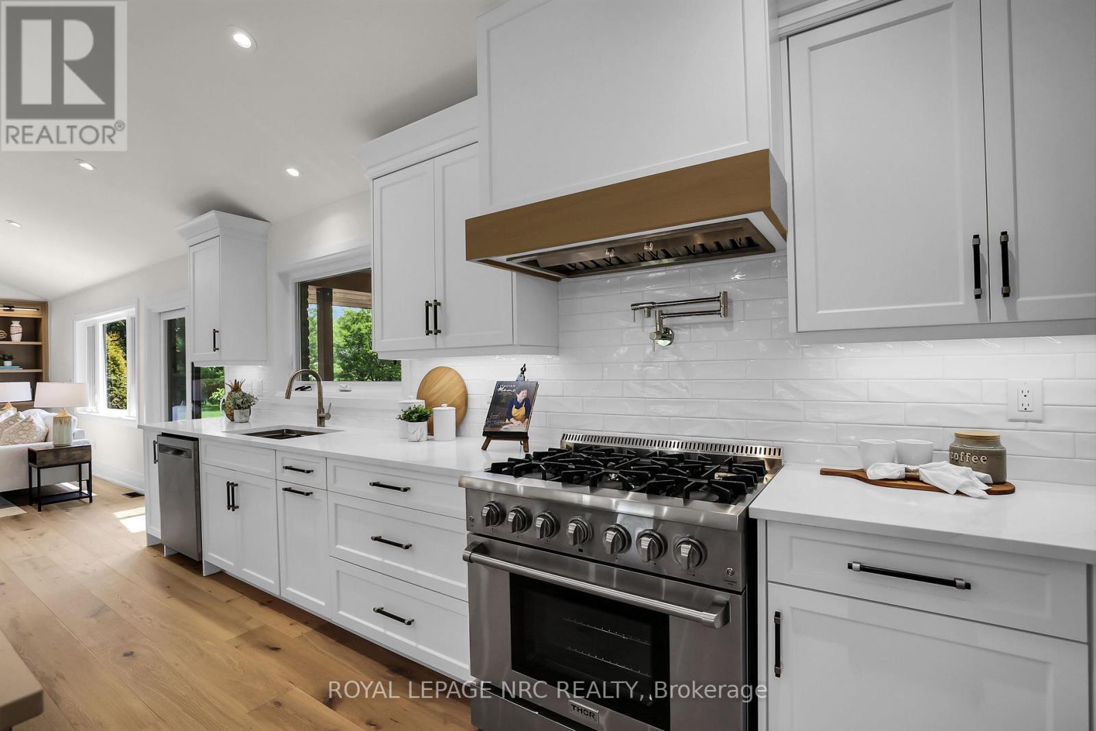 2021 Victoria Avenue, Pelham, Ontario  L0S 1C0 - Photo 42 - X12599358