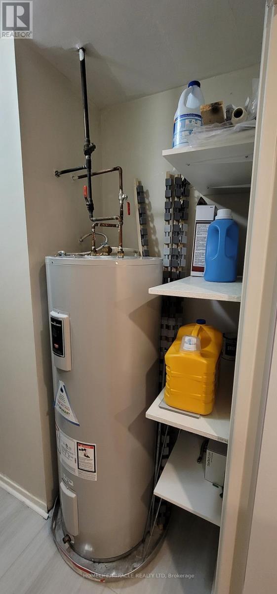 76 - 1036 Falgarwood Drive, Oakville, Ontario L6H 2P3 - Photo 15 - W12598812