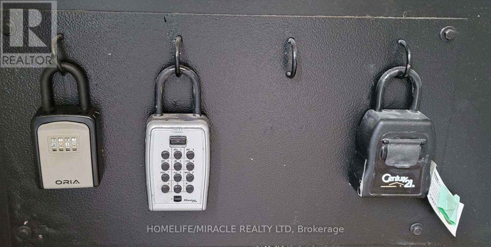 76 - 1036 Falgarwood Drive, Oakville, Ontario L6H 2P3 - Photo 23 - W12598812