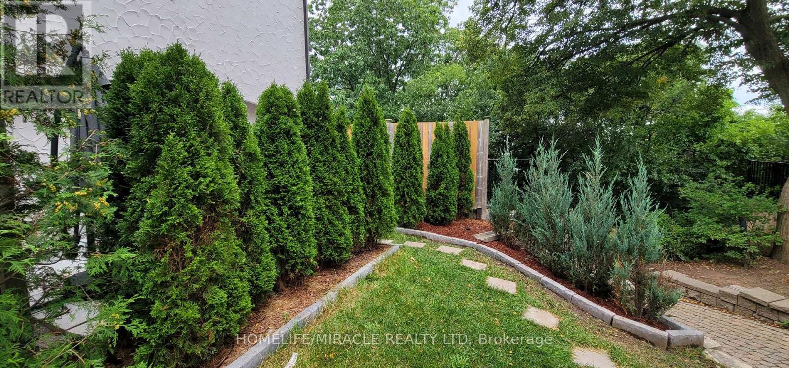 76 - 1036 Falgarwood Drive, Oakville, Ontario L6H 2P3 - Photo 20 - W12598812