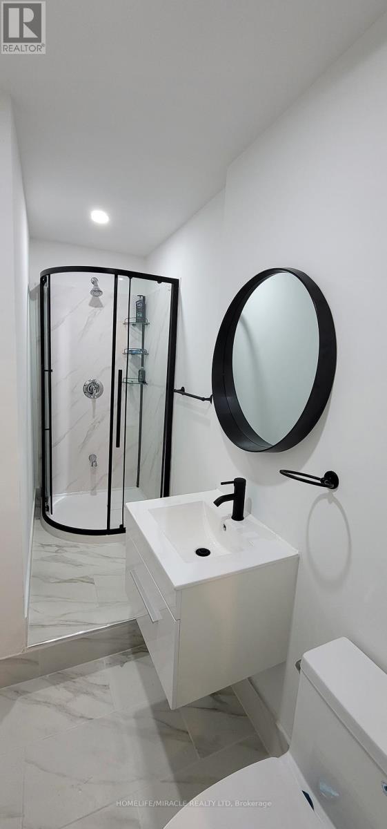 76 - 1036 Falgarwood Drive, Oakville, Ontario L6H 2P3 - Photo 9 - W12598812