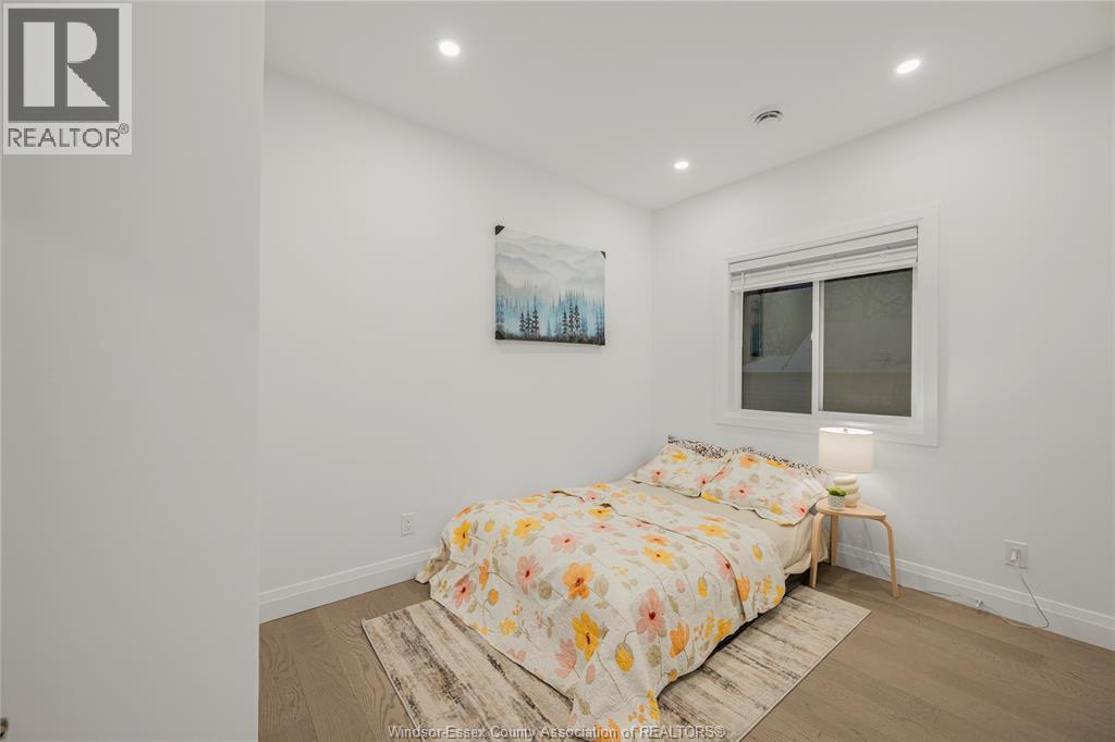 659 Alexandrine, Windsor, Ontario N8X 3C1 - Photo 23 - 25030925