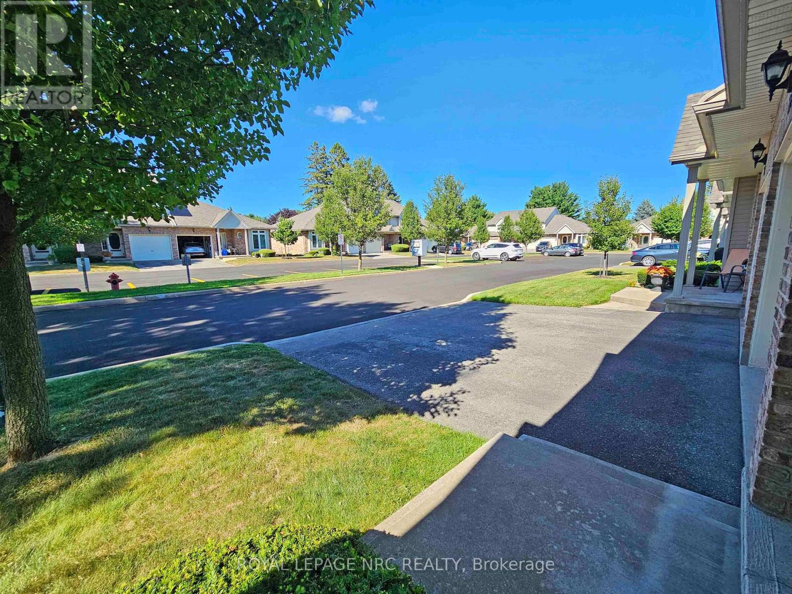 28 - 5070 Drummond Road, Niagara Falls, Ontario  L2E 6E4 - Photo 5 - X12445723