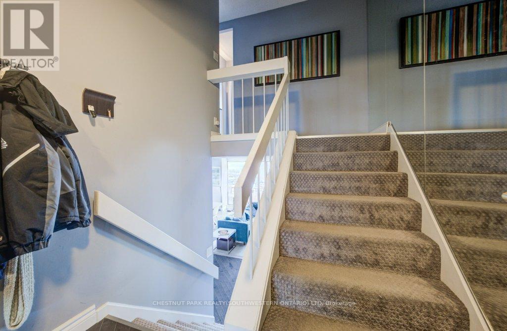 1017 - 33 Harbour Square, Toronto, Ontario  M5J 2G2 - Photo 20 - C12599356