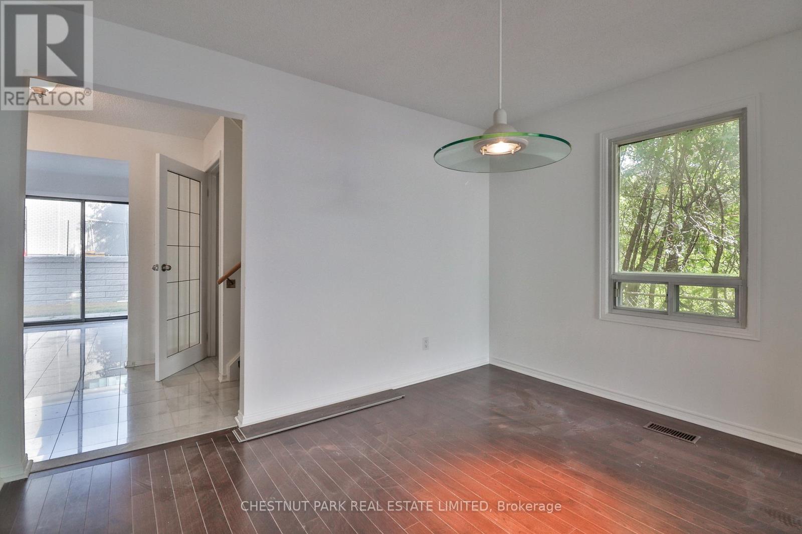 18 Dervock Crescent, Toronto, Ontario  M2K 1A7 - Photo 13 - C12599384