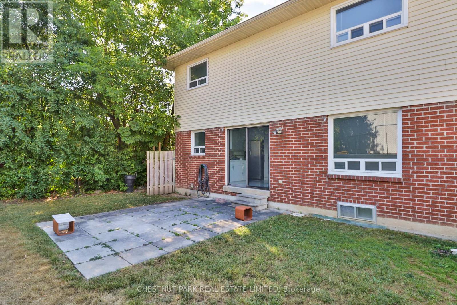 18 Dervock Crescent, Toronto, Ontario  M2K 1A7 - Photo 36 - C12599384