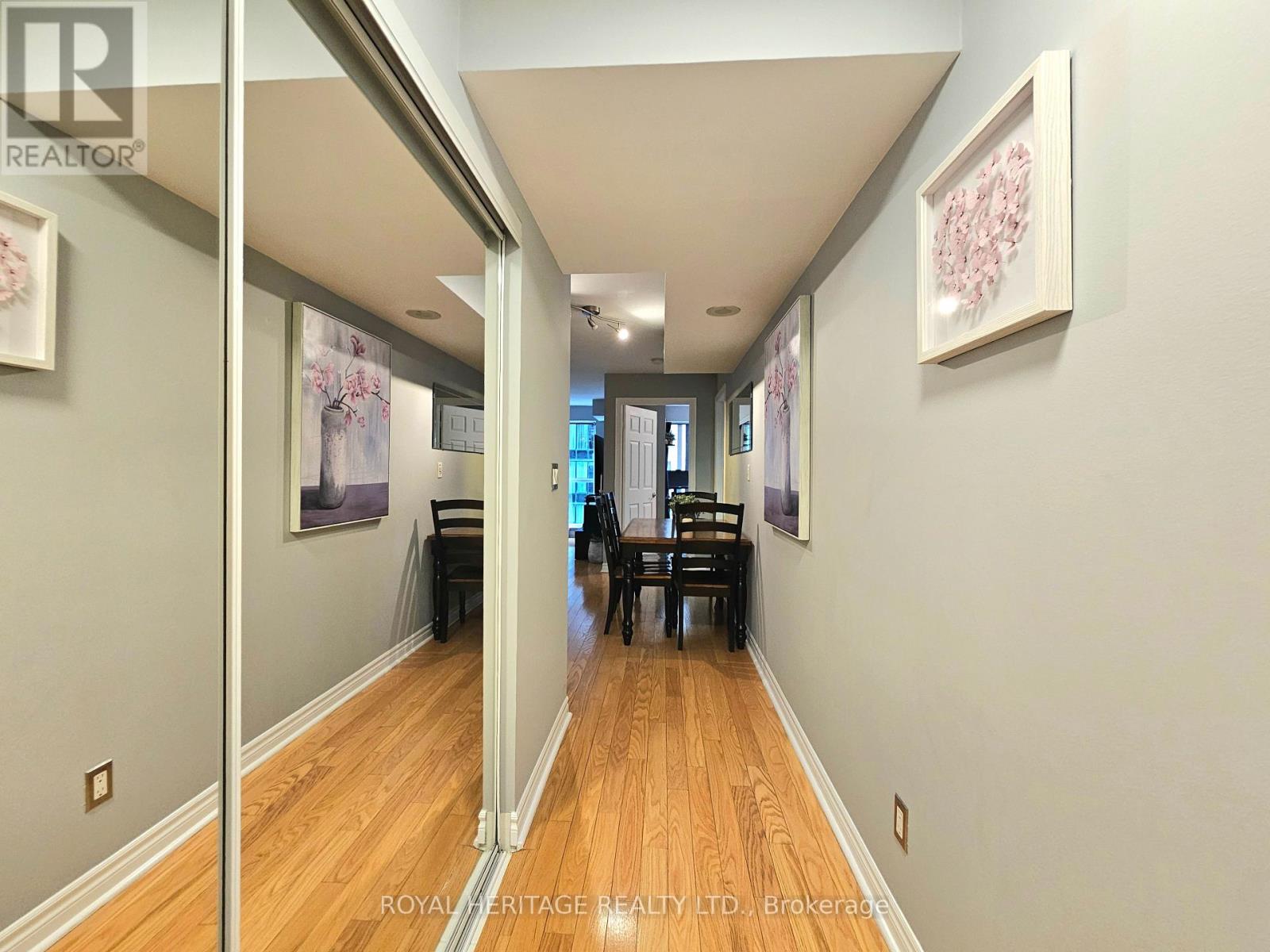 807 - 270 Wellington Street W, Toronto, Ontario  M5V 3P5 - Photo 22 - C12599418