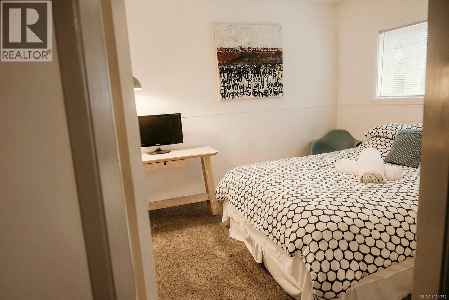 246 Lee St, Ucluelet, British Columbia  V0R 3A0 - Photo 17 - 1021372