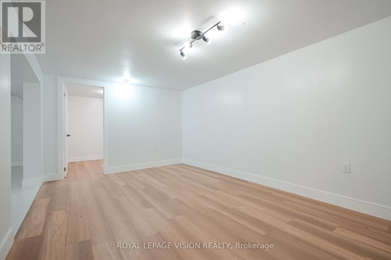 Bsmt - 35 Dowswell Drive, Toronto, Ontario  M1B 1H5 - Photo 3 - E12599272