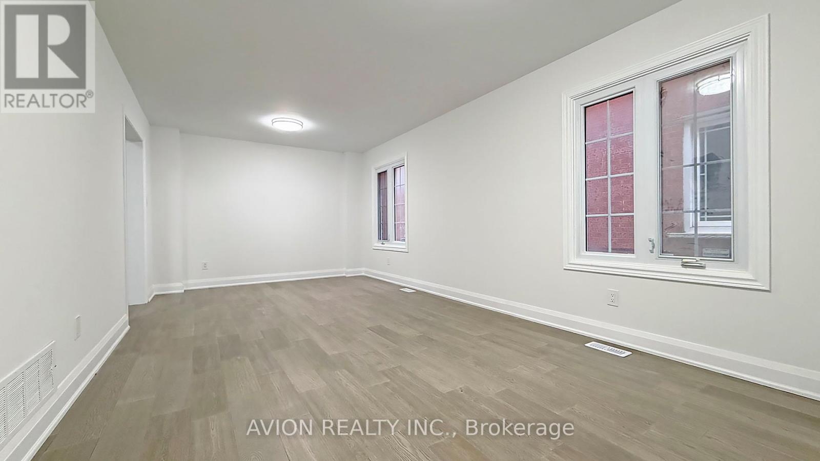 7 Heaslip Terrace, Toronto, Ontario  M1T 1W8 - Photo 6 - E12599278