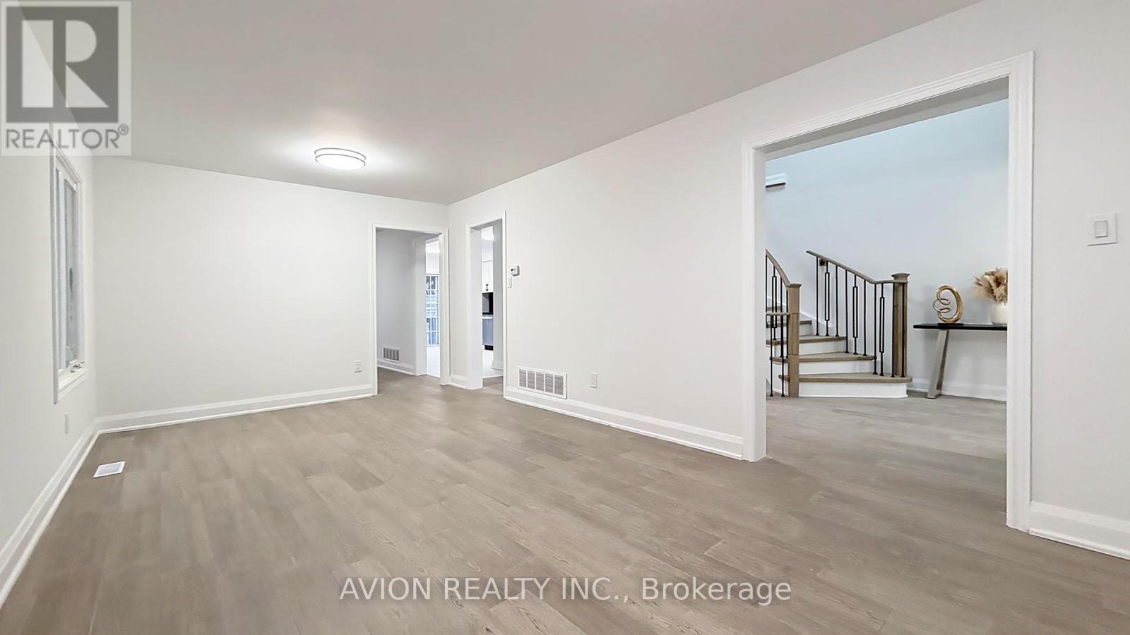 7 Heaslip Terrace, Toronto, Ontario  M1T 1W8 - Photo 7 - E12599278