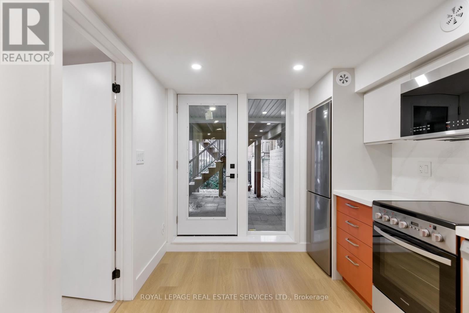 Basement - 396 Jones Avenue, Toronto, Ontario M4J 3G3 - Photo 11 - E12599290