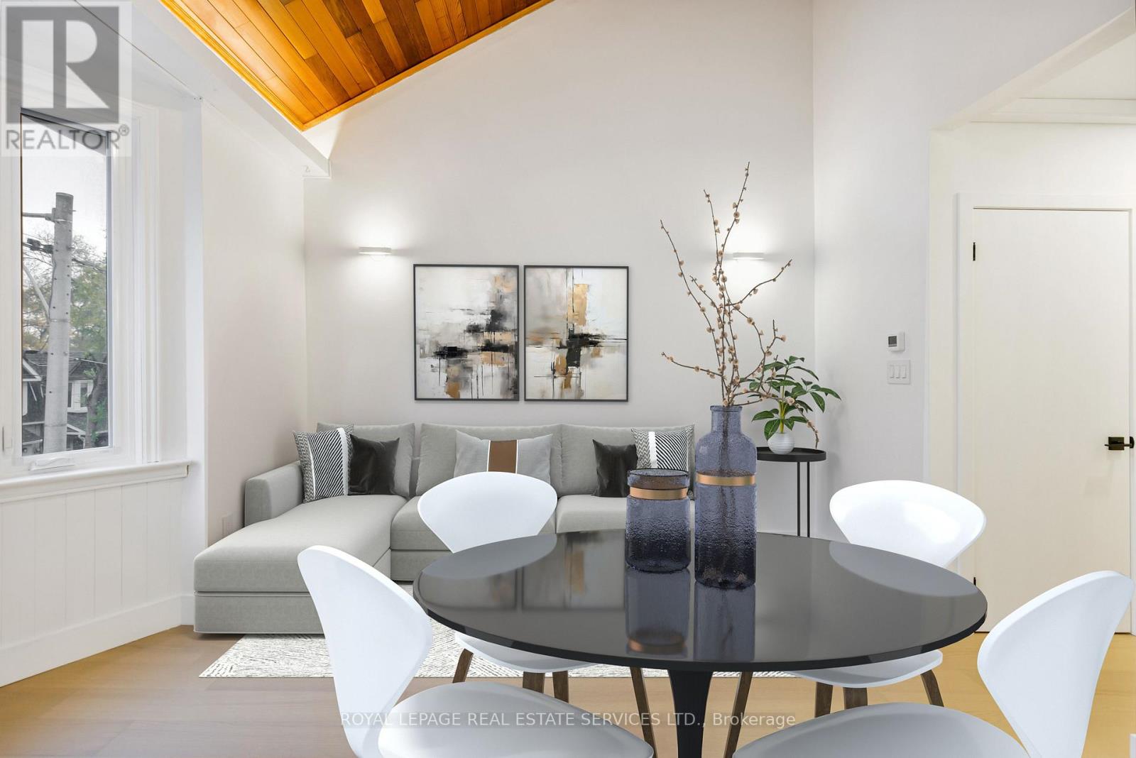 2nd Floor - 396 Jones Avenue, Toronto, Ontario  M4J 3G3 - Photo 3 - E12599300