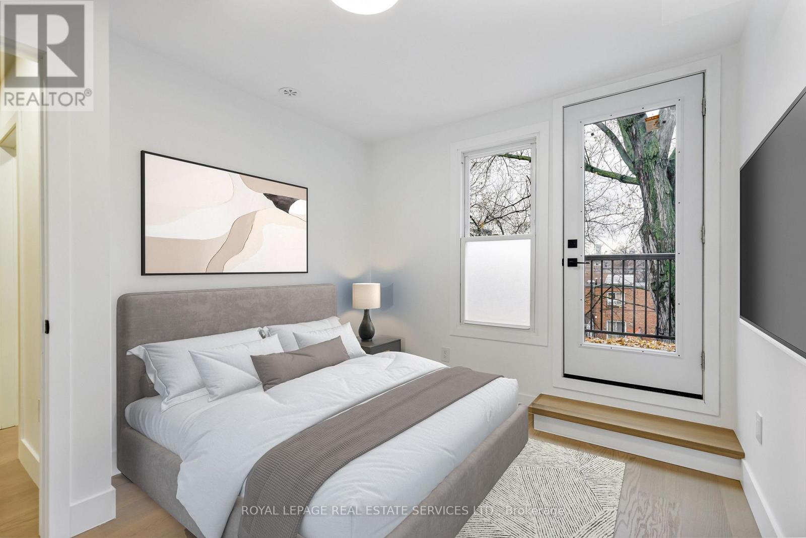 2nd Floor - 396 Jones Avenue, Toronto, Ontario  M4J 3G3 - Photo 5 - E12599300